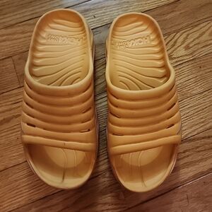 Hoka One One Ora Flatform Sandals